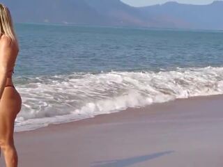 Beach tempting Girls 2: Beach young lady HD dirty film clip 3d